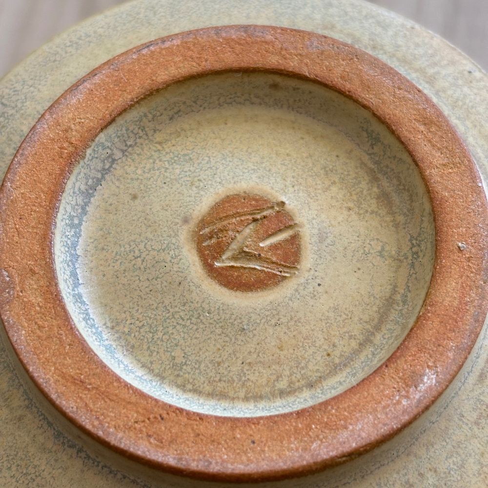 Chawan para matcha con pico vertedor - abajo