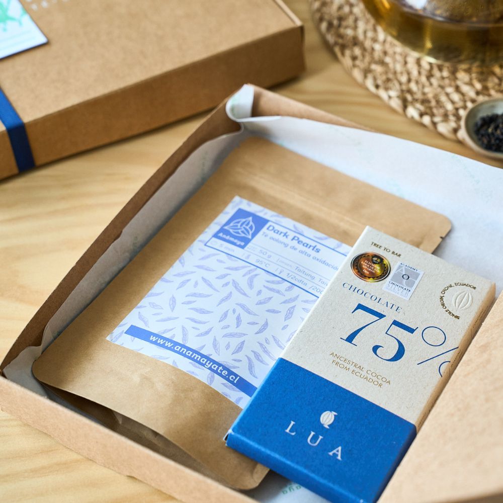 set de regalo té de alta gama y chocolate bean to bar